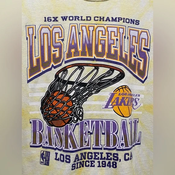 Mitchell & Ness World Champions Los Angeles Lakers Yellow Tie Dye Graphic Shirt - Picture 2 of 6